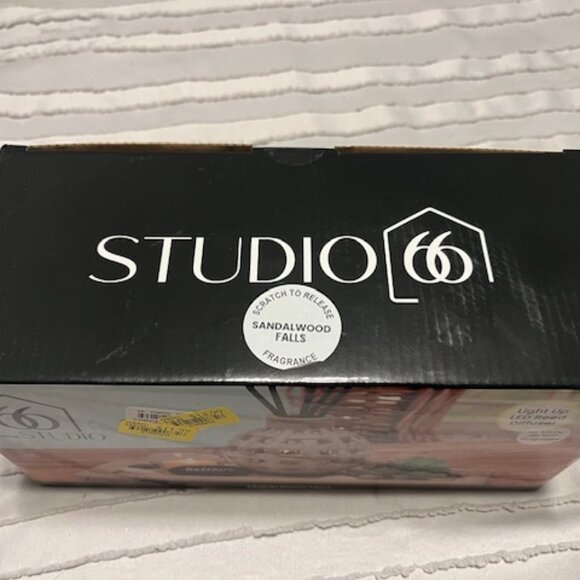 Studio 66 Diffuser Garden Sandalwood w/LED light - NWT - Picture 2 of 3